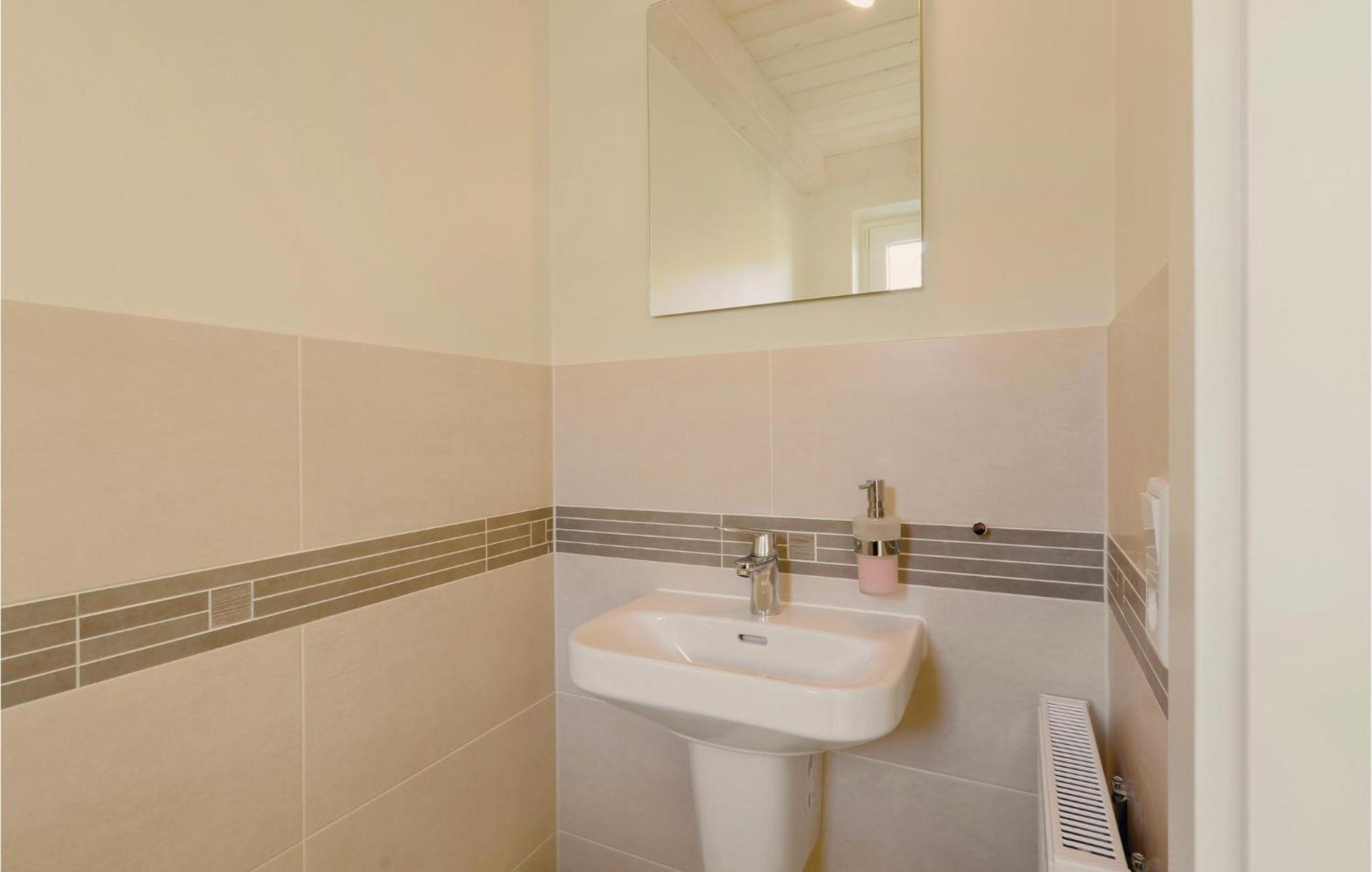 Beautiful Home In Dagebuell With Wifi Extérieur photo